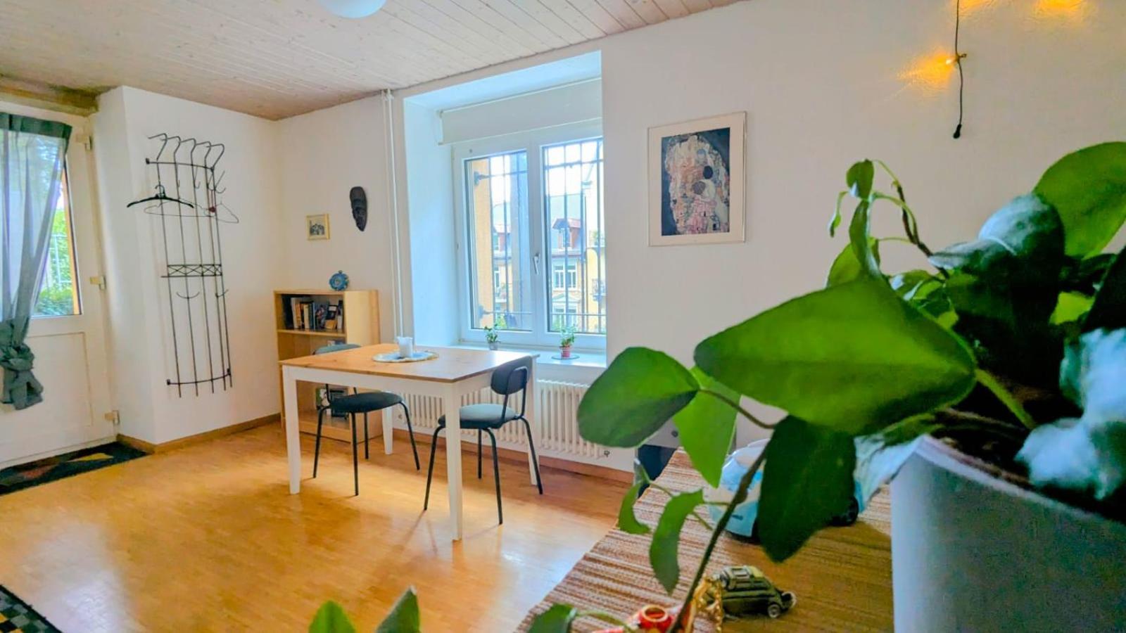 Ferienwohnung Urban Retreat - Cozy Studio With Private Patio Zürich Exterior foto